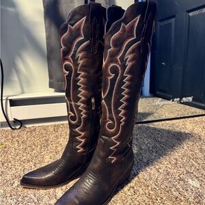 Embroidered Brown Cowboy Boots